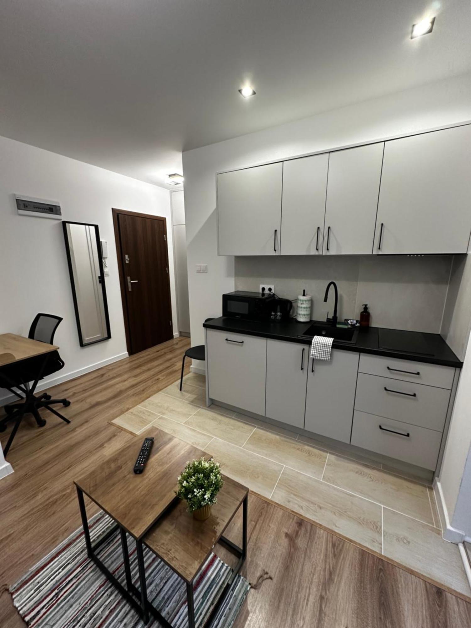 Apartamento Skwerowa Nest Cracovia Exterior foto